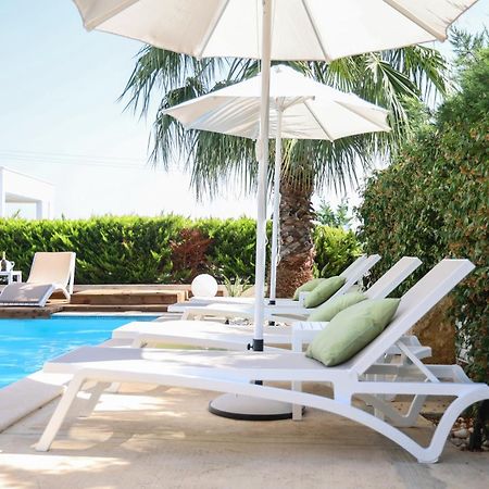 Villa Douglas - Private Pool, Bbq, 4Bdrms, View Pefkochori Exterior foto